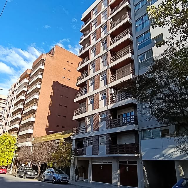 2 ambientes con balcón